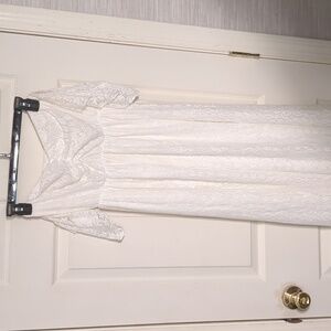 NWOT Strapless Lace design White dress